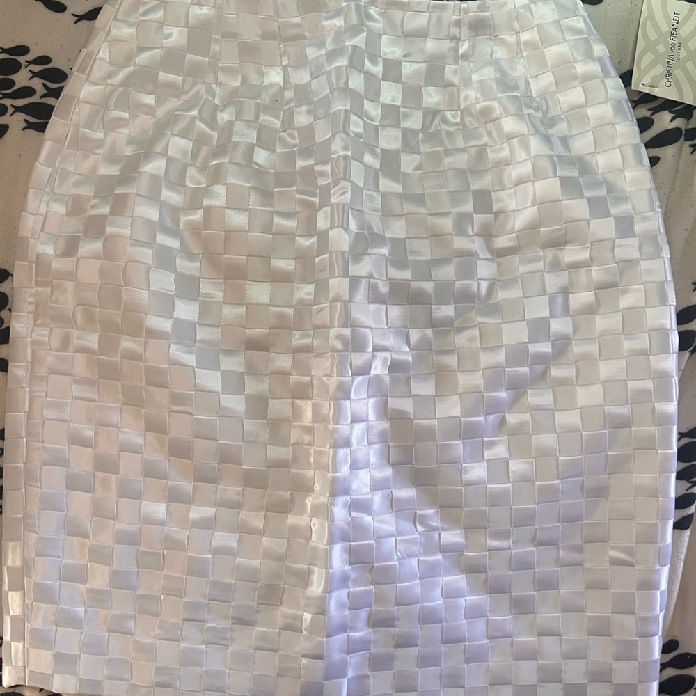 Christina von Fieandt Elegant White Lauhala Woven Satin Pencil Skirt Size 6